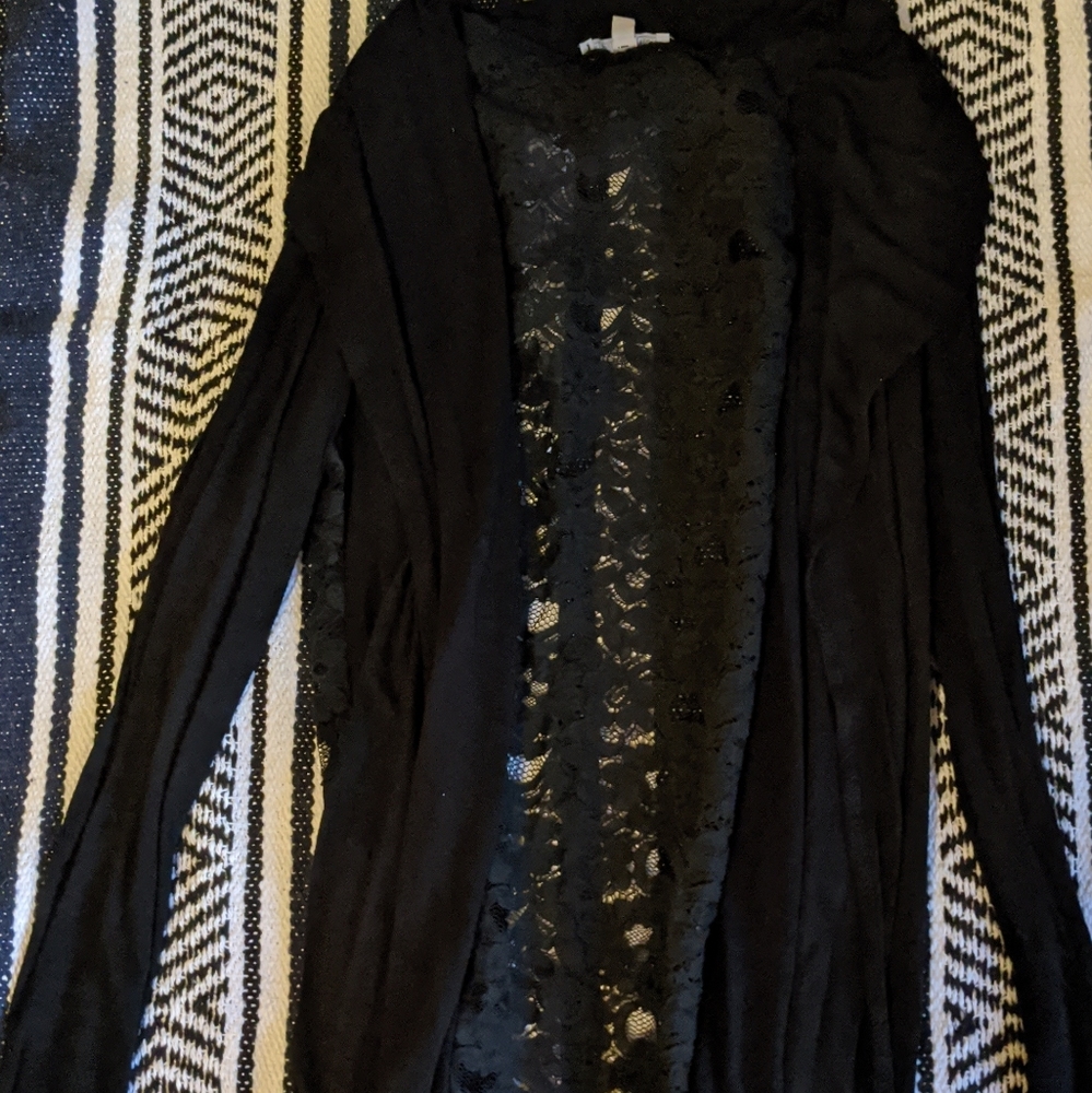 Tops - Picture 9 of 14